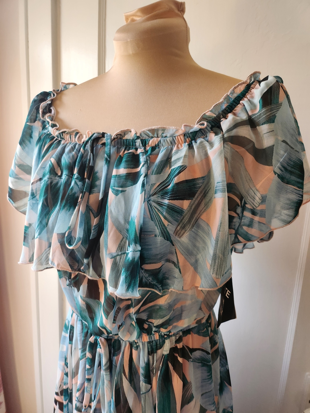 Kate & Lily Off-Shoulder Tropical Print Maxi Dress in Teal and Peach Pink